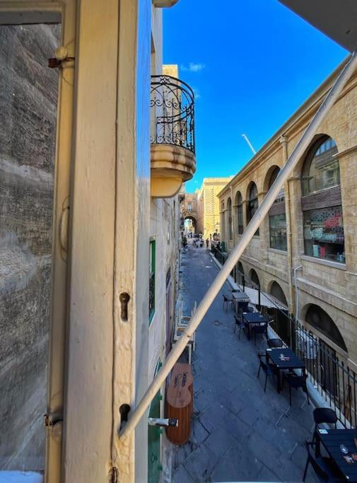 Heart Of Valletta - Apartment Екстериор снимка